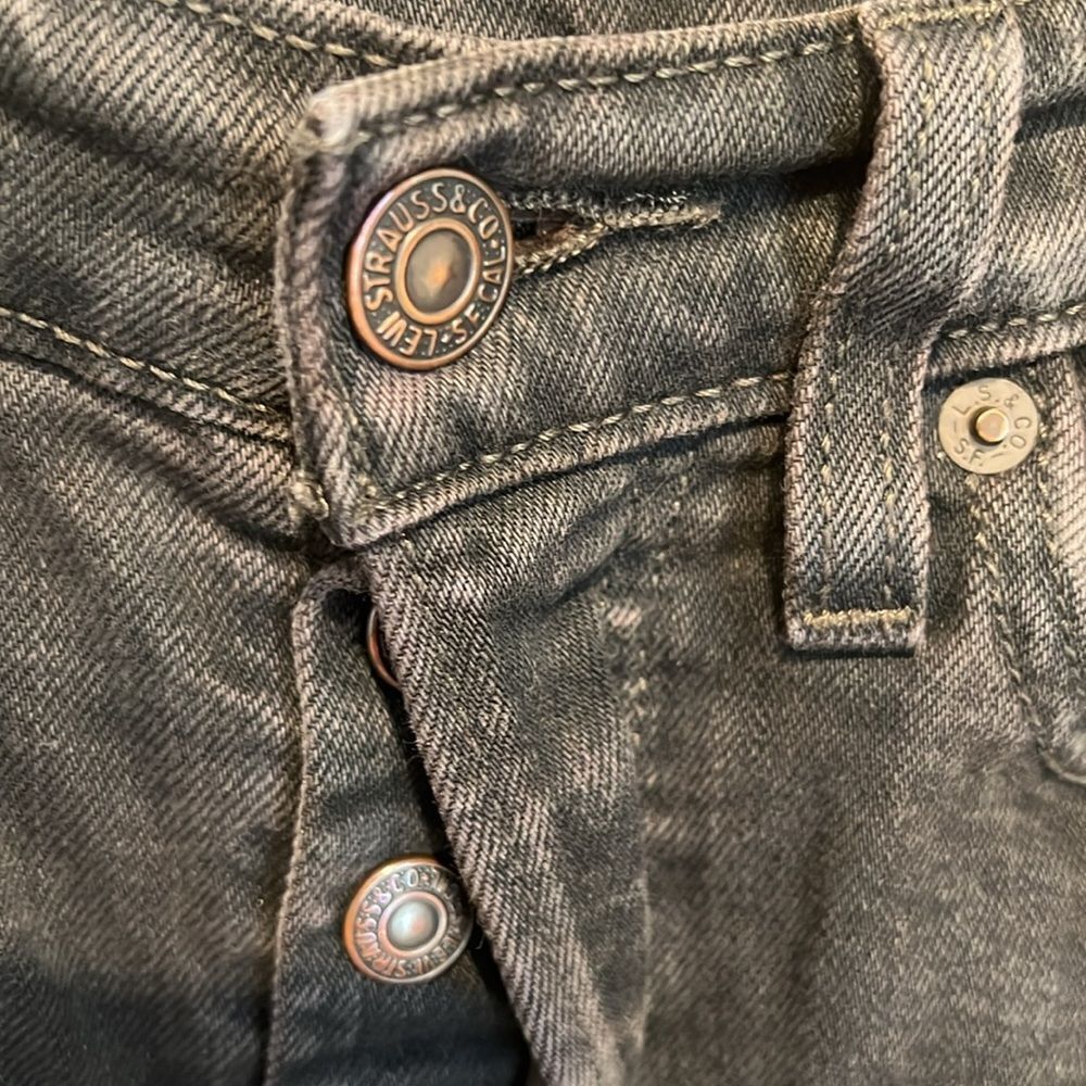 Levi’s Black Button Fly‎ High Rise Jeans Size 28 - Picture 5 of 13
